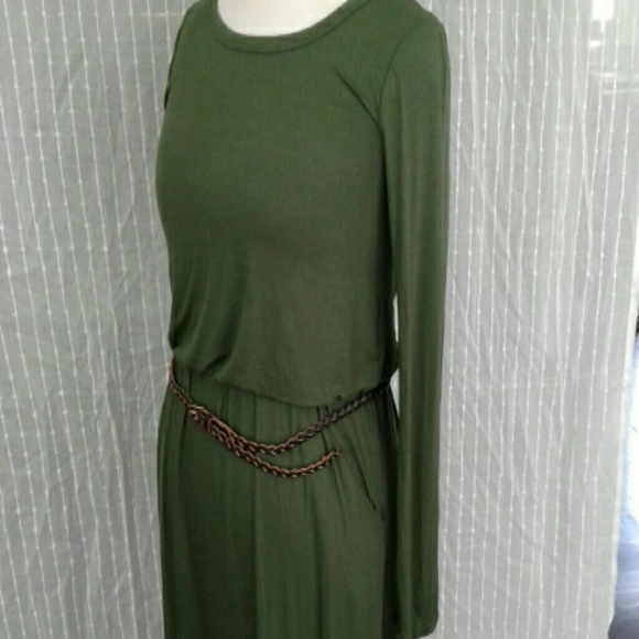 Stunning green dress with stylish brown belt - Picture 5 of 6
